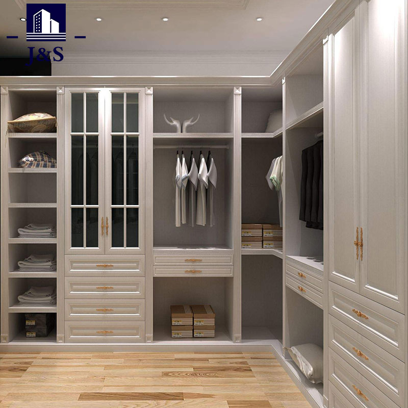 Cosa rende un Walk-In Closet la soluzione di archiviazione definitiva?